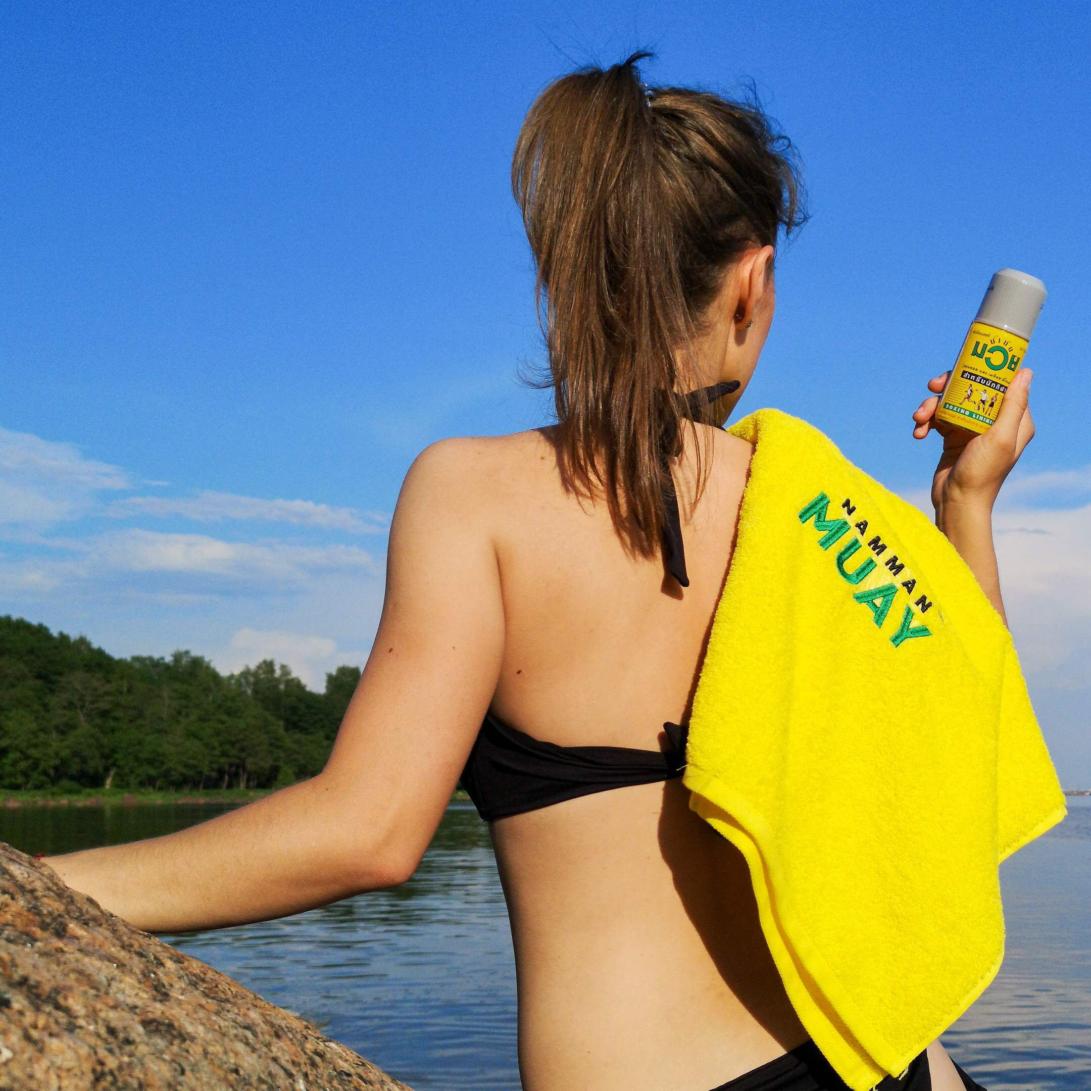 Спортивное разогревающее масло из Таиланда Namman muay Thai Boxing Liniment 120 мл.