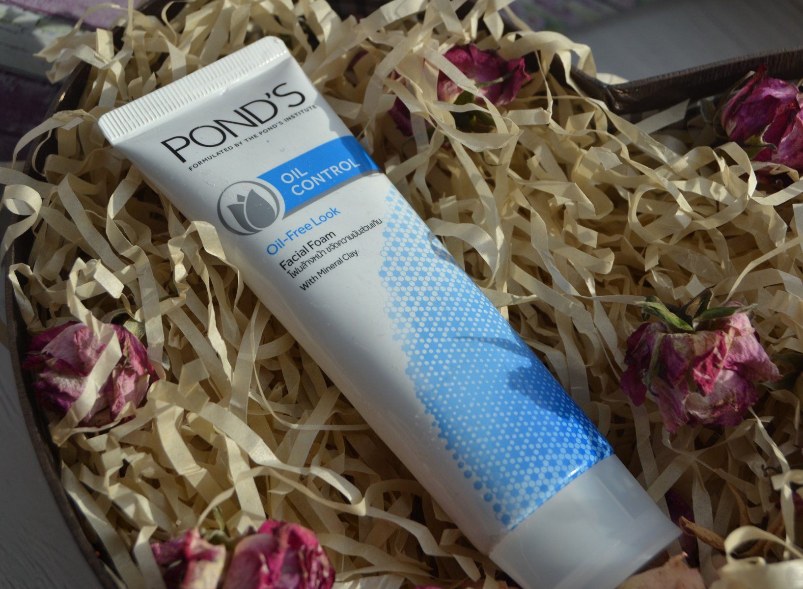 Тайская матирующая пенка для умывания для жирной кожи Pond’s Oil Control Oil-free Look Facial Foam 15 мл. ПЕНКА ДЛЯ УМЫВАНИЯ ИЗ ТАЙЛАНДА