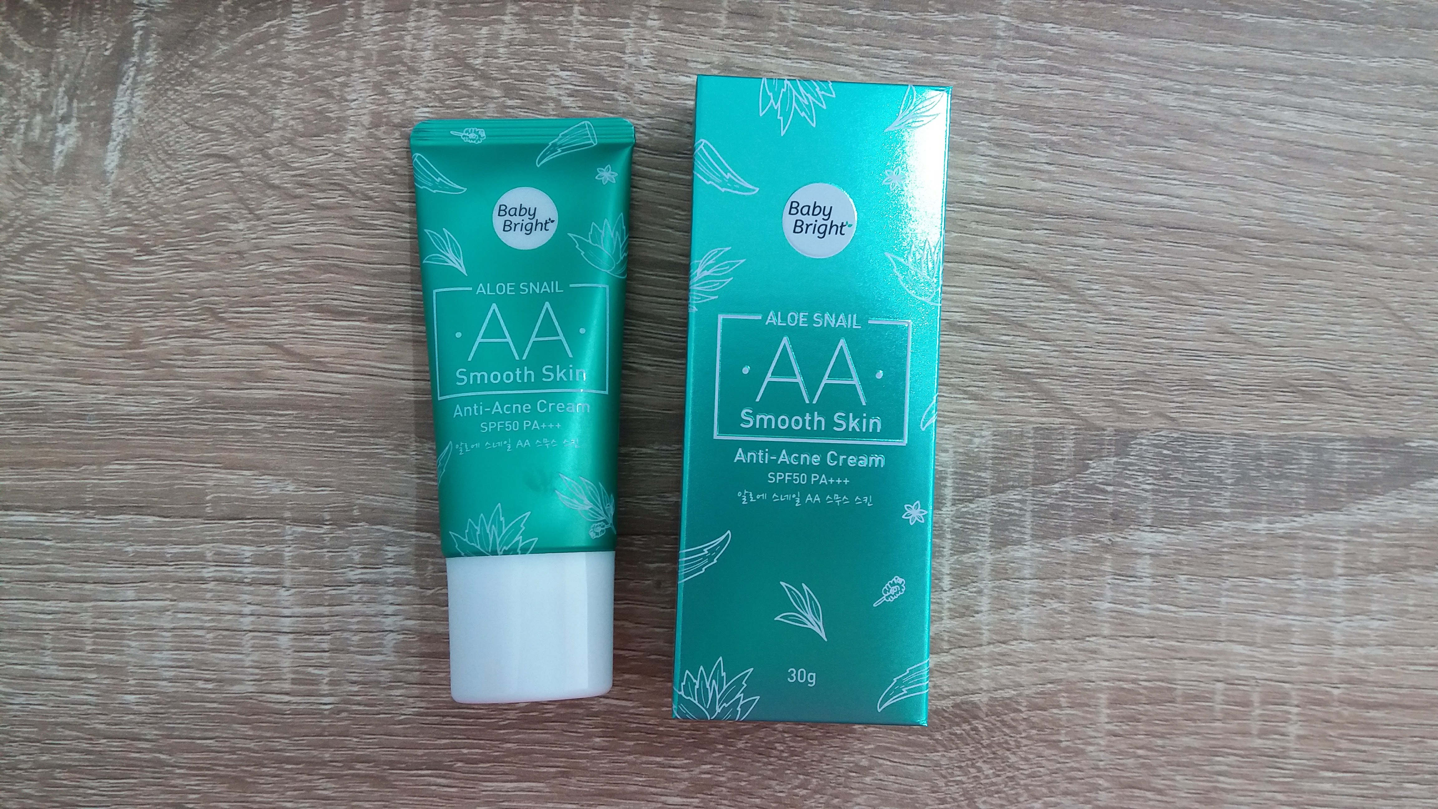 Тайский маскирующий АА крем против акне с Алоэ и Фильтратом Улитки Baby Bright тон #23 Natural Bright Aloe Snail AA Smooth Skin Anti-Acne Cream SPF50 PA+++ 30 гр.