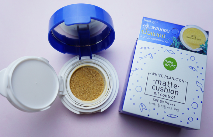 Тональное матирующее средство-кушон из Тайланда с белым планктоном Baby Bright White Plankton Matte Cushion SPF50 PA+++ (легкий натуральный оттенок #23) 15 гр.